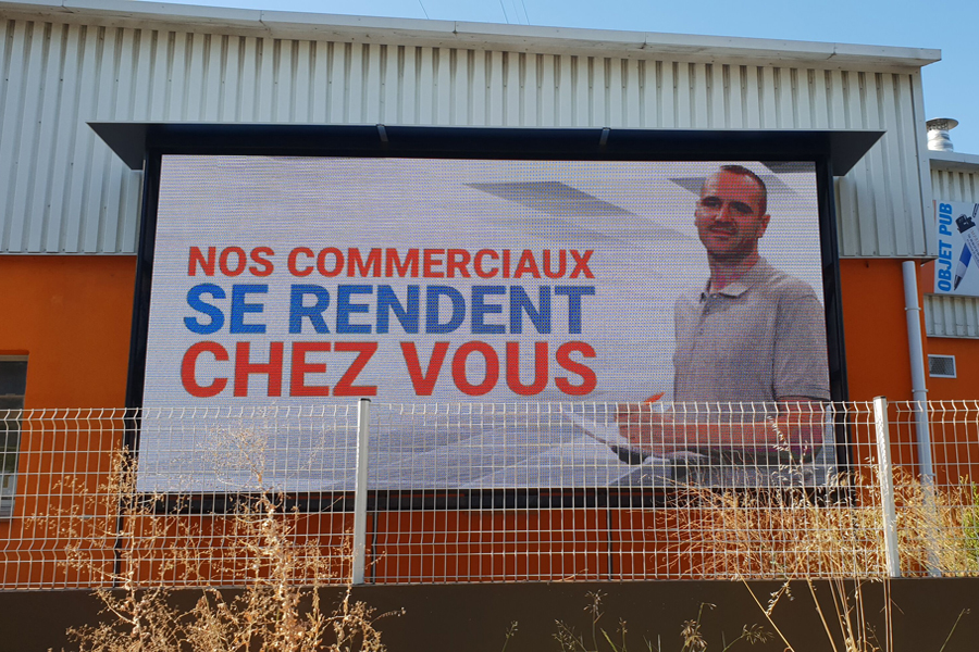 34sqm P8 led display in France